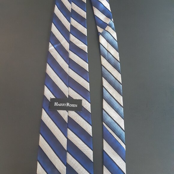 ⚡️BUY 3 for $55⚡️ Harry Rosen Silk Tie, Shades of Blue w/ Black & Gray Stripes - Picture 6 of 16